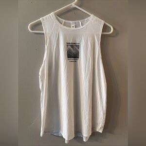 Lululemon Miami 10K Sculpt Tank Size 8 White Women’s Athletic M26